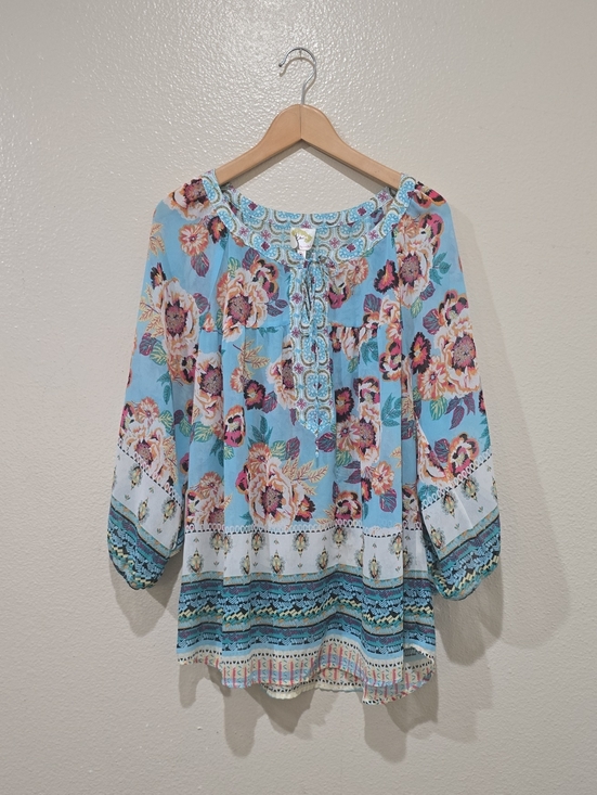 fig and flower Tops - 🌺fig and flower Light Blue Floral Peasant Tunic